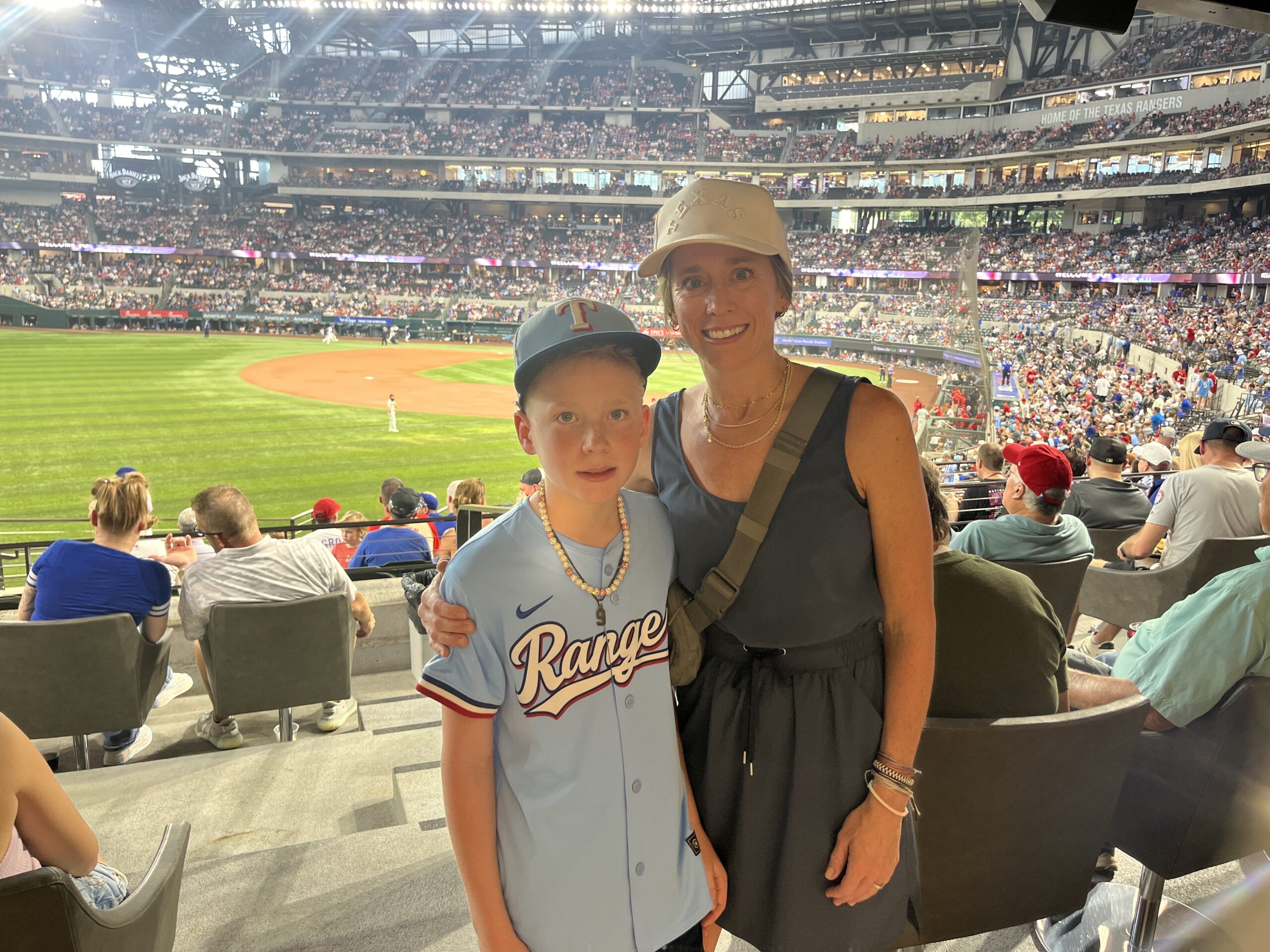 Donate and win TX Rangers game tickets from carter bloodcare